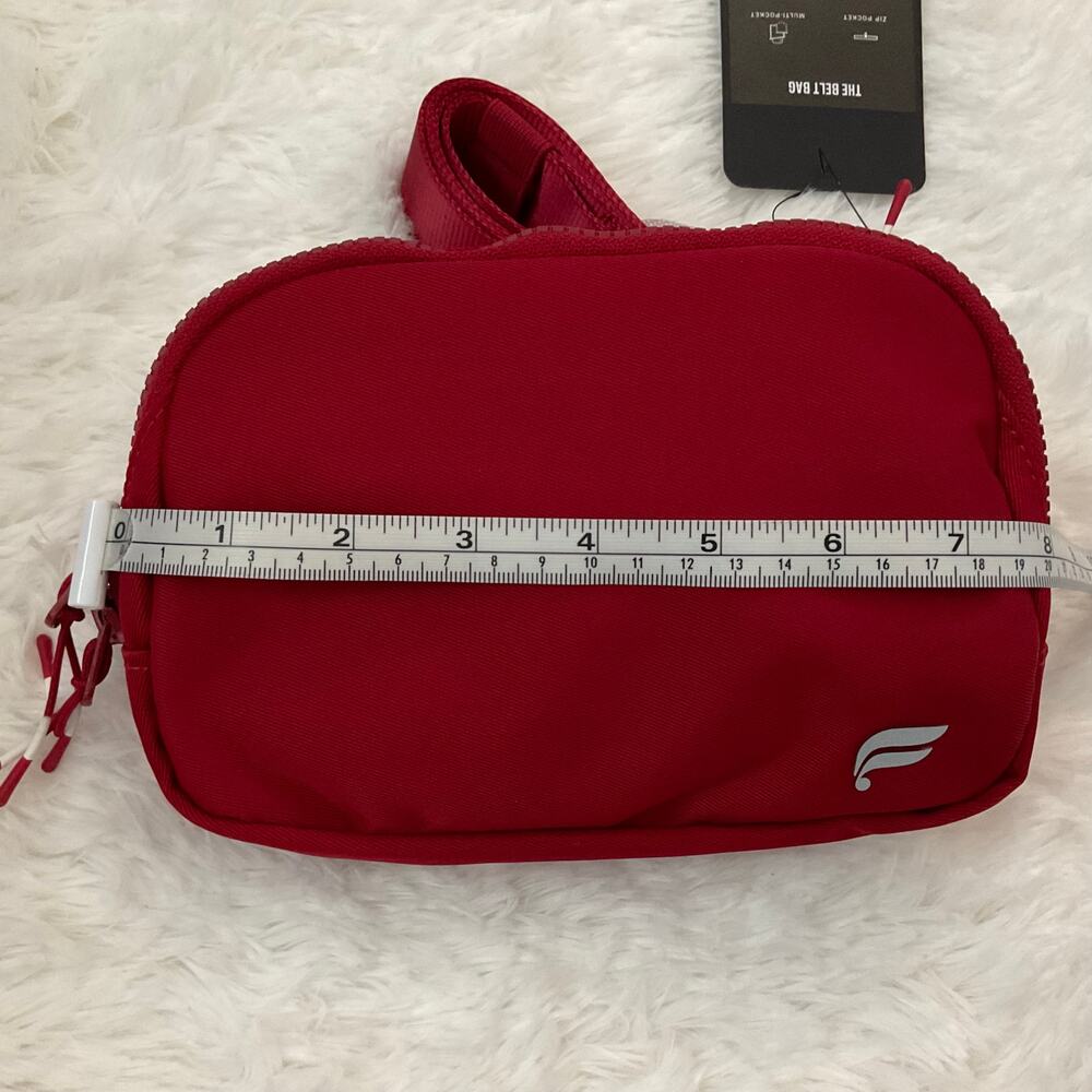 Fabletics Red Belt Bag - NEW - Picture 6 of 7